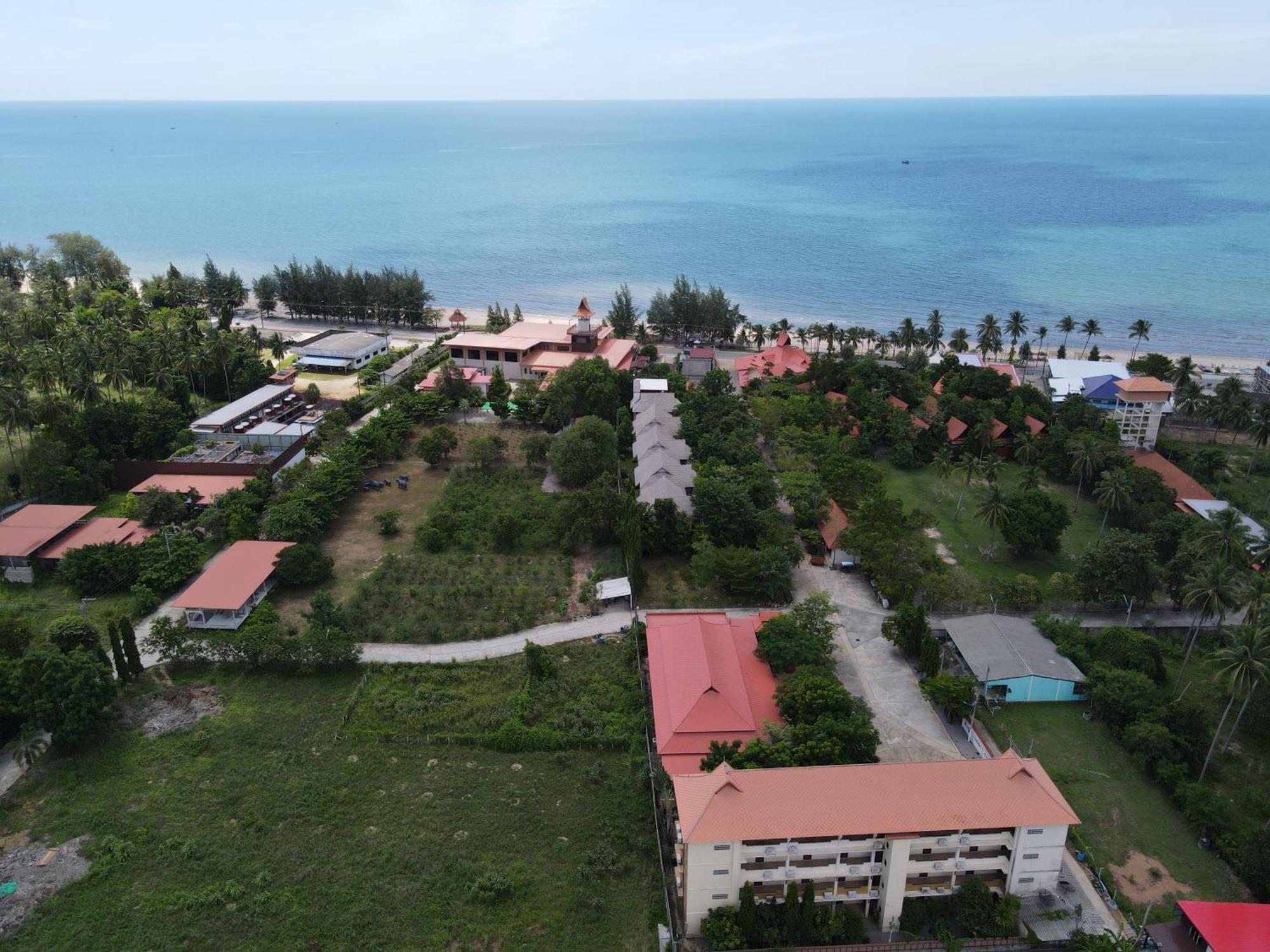 Baan Grood Arcadia & 3* Ban Krut (Prachuap Khiri Khan)